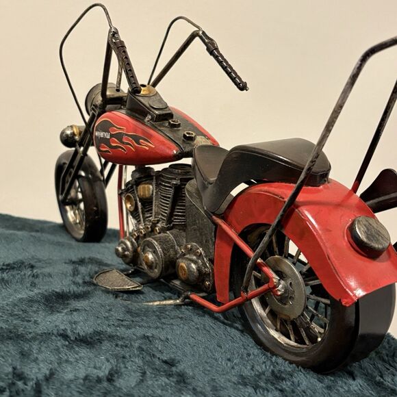 Vintage Retro Style Tin Metal Model Red Chopper Motorcycle Decor - Picture 11 of 14